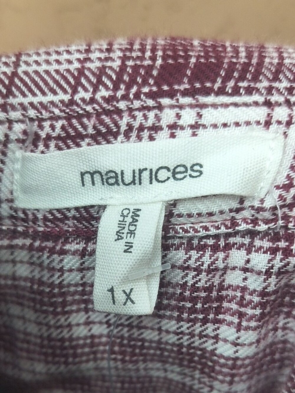 NWT Maurices Burgundy and White Plaid Button-Down Shirt Size 1X - Picture 2 of 7